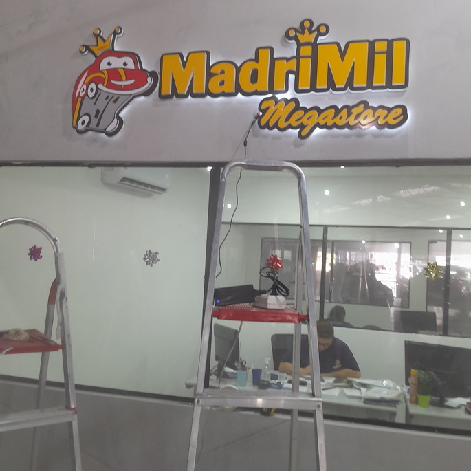 Imagem 1 - Logo Completo de Pvc 2 Camadas 10mm c/ Led