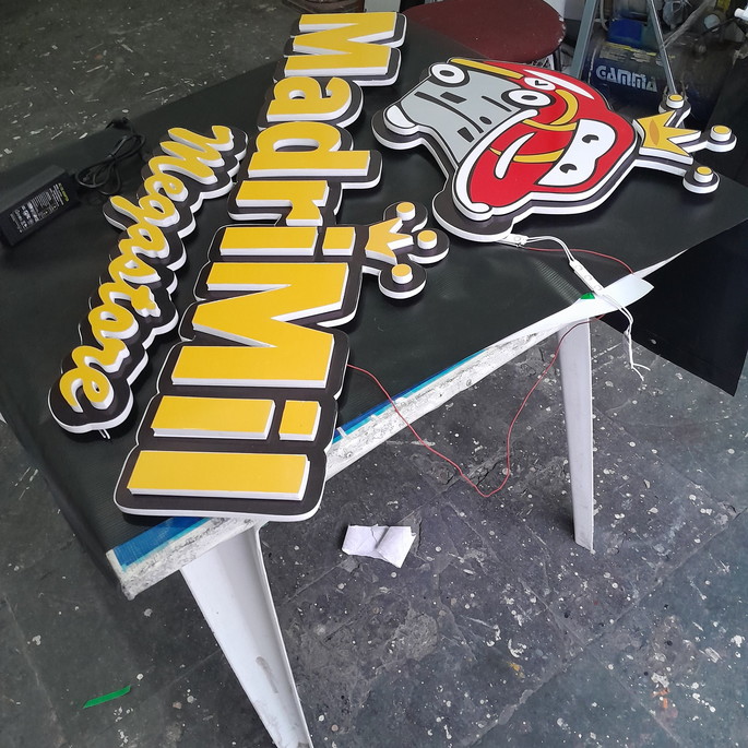 Imagem 2 - Logo Completo de Pvc 2 Camadas 10mm c/ Led