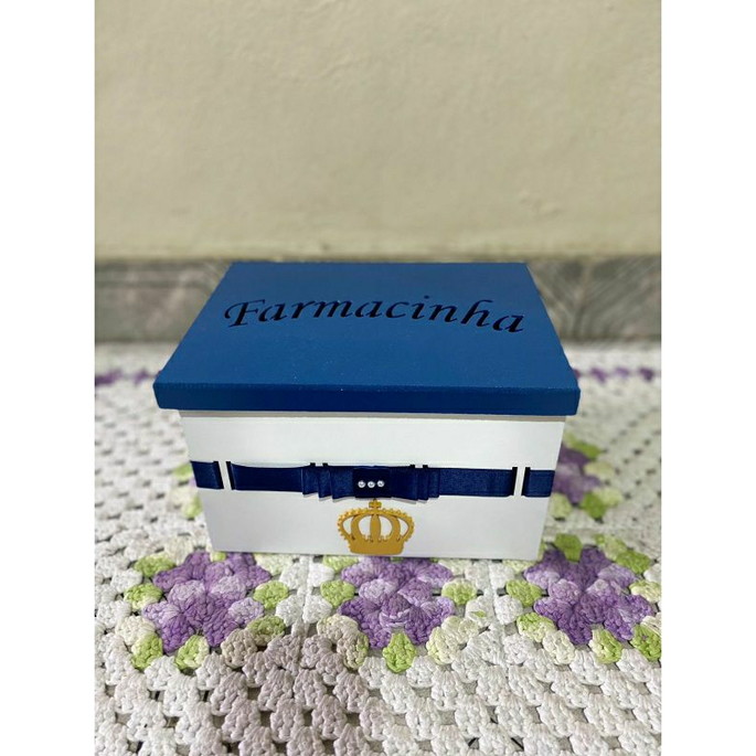 Imagem 2 - Kit Bebe mdf Coroa com 5 Peças. com Cor e Nome Personalizado