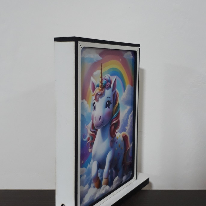 Imagem 2 - Luminária com Led e Fonte Bivolt com Est. Colorida 11 x 15cm
