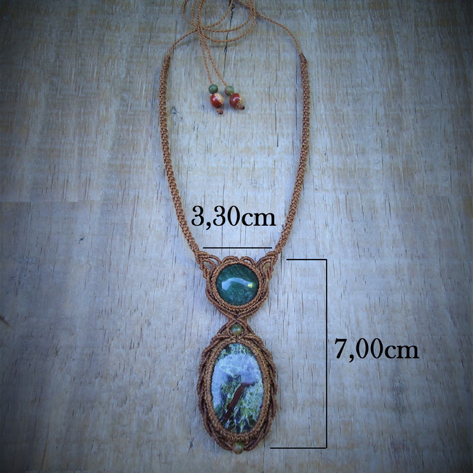 Imagem 4 - Colar Micro Macramê com Jaspe Sanguineo e Quartzo Verde.