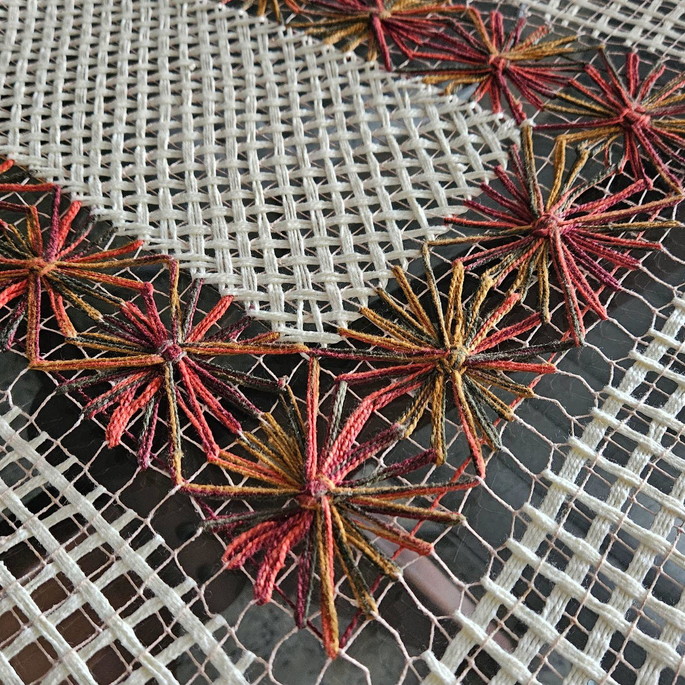 Imagem 1 - Caminho de Mesa em Renda Filé