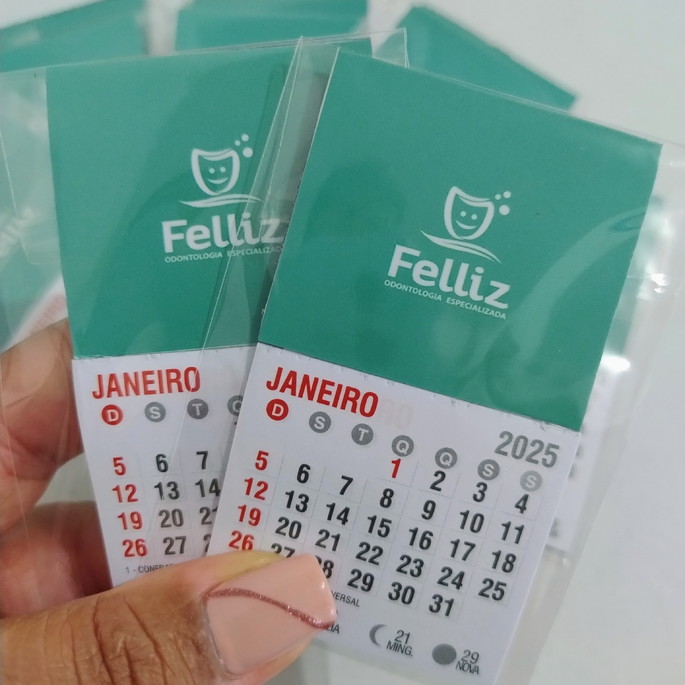 Imagem 2 - Mini Calendários com Imã 2024