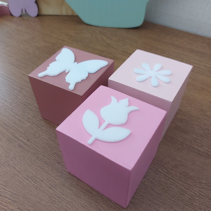 Imagem 2 - Coleção Jardim Encantado Cubos com Flores - Kit com 3 un