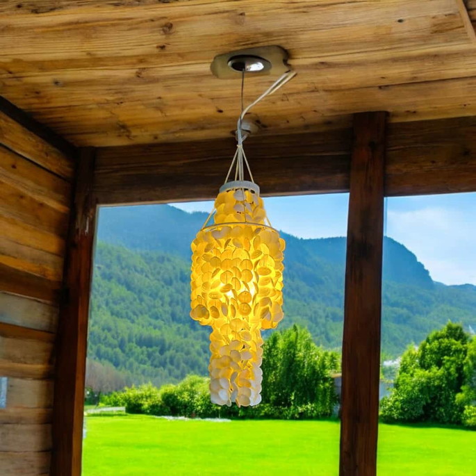 Imagem 1 - Lustre Pendente com Conchas
