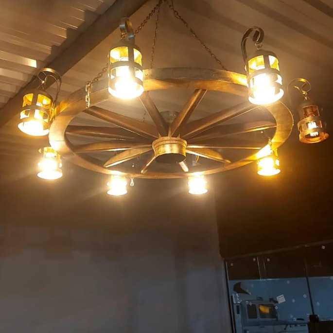 Imagem 1 - Lustre Rústico Roda de 1 Metro com 8 Bocais