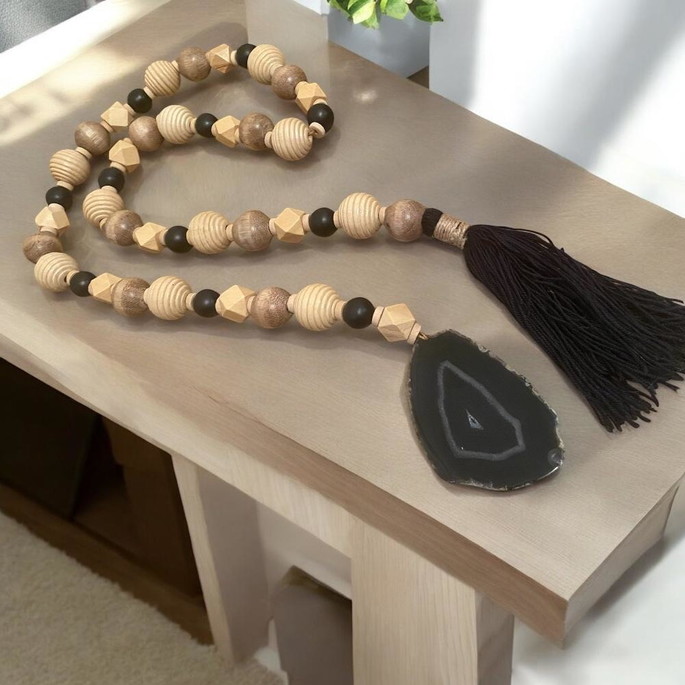 Imagem 5 - Colar de Mesa Decorativo de Madeira e Pedra Ágata Preta