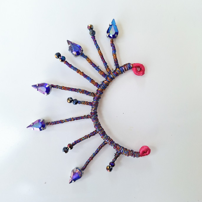 Imagem 2 - Carnaval - Ear Cuff Violeta