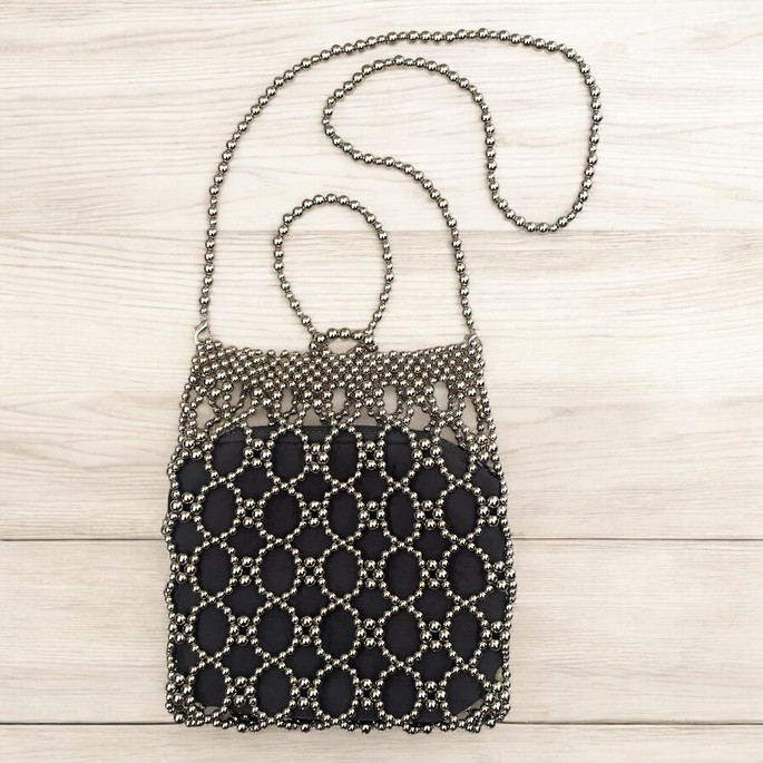 Imagem 1 - Bolsa Renda de Miçangas Prata -sofisticação e Versatilidade