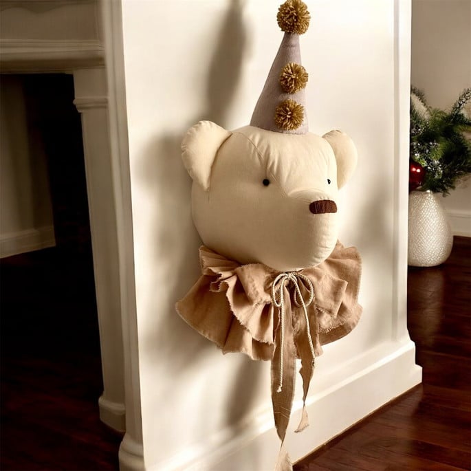 Imagem 3 - Cabeça de Urso com Chapéu Cone e Babado