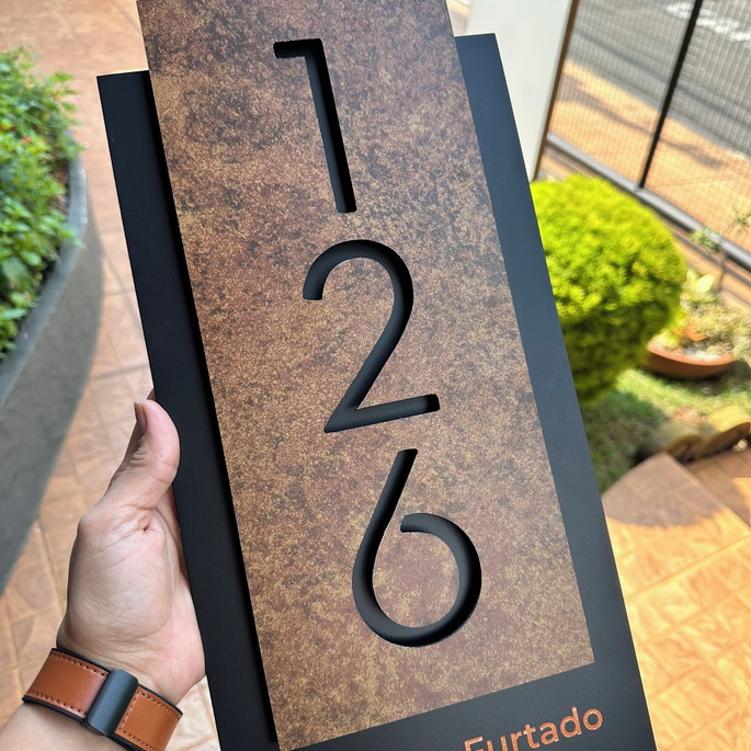 Imagem 2 - Número para Casa Acm com Acm Corten - 3 Dígitos 20x40