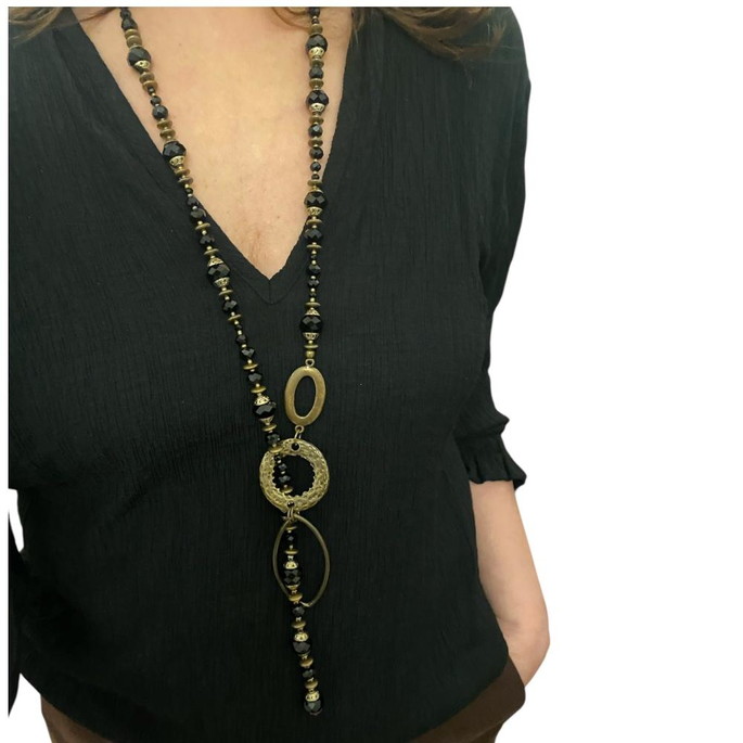 Imagem 3 - Colar Pashmina de Cristais Pretos e Ouro Velho - Versátil