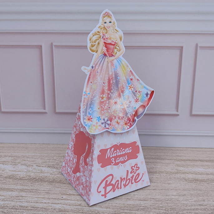 Imagem 1 - Caixa Pirâmide Tema Barbie com Aplique