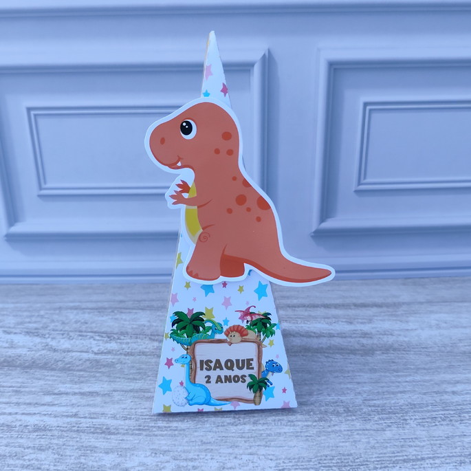 Imagem 1 - Caixa Pirâmide Tema Dinossauro com Aplique