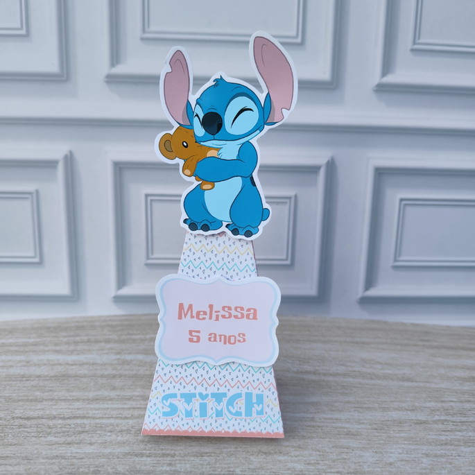 Imagem 1 - Caixa Pirâmide Tema Stitch com Aplique