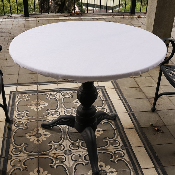 Imagem 3 - Capa de Mesa Quadrada Moletom com Elástico - 70x70cm,algodão