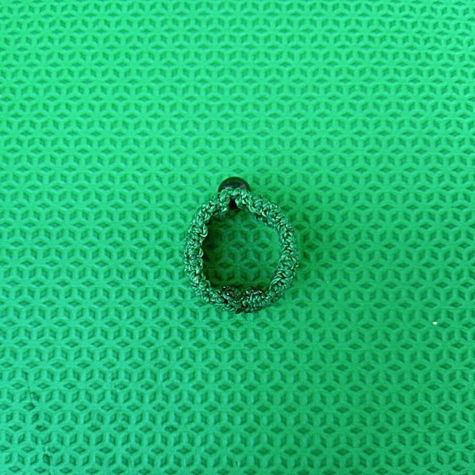 Imagem 4 - Anel de Macramê Verde com Pedra Ônix, Artesanal