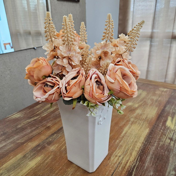 Imagem 5 - Vaso Grande de Louça com Flores