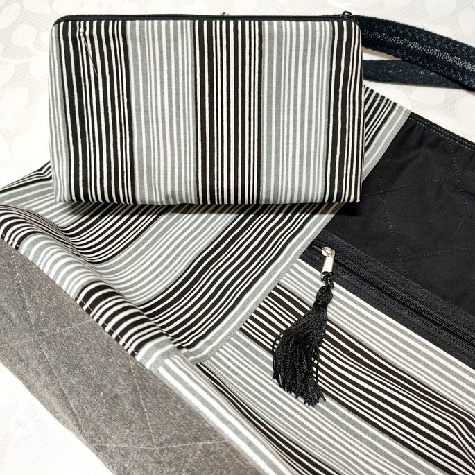Imagem 2 - Bolsa Sacola de Tecido + Nécessaire - 2 Peças