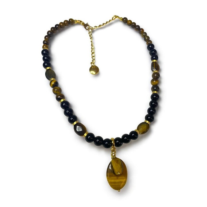Imagem 1 - Choker Olho de Tigre com Ônix e Pingente Banhado a Ouro