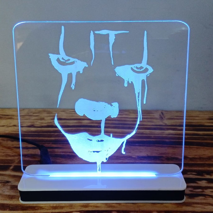 Imagem 2 - Abajur de Led 3d Personalizado It a Coisa