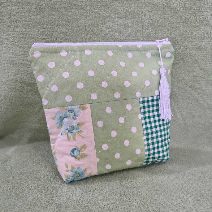 Imagem 1 - Necessaire em Patchwork - Tons de Verde