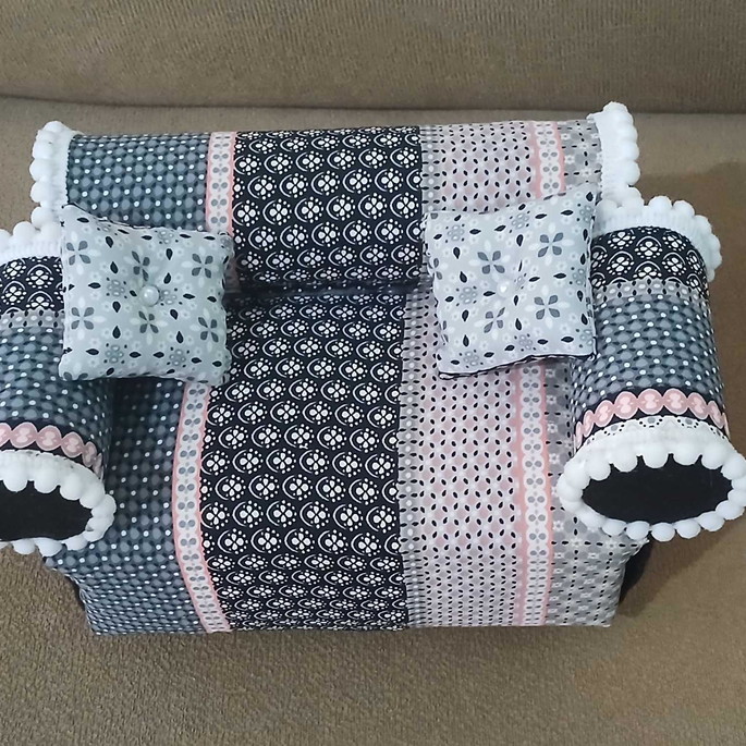 Imagem 2 - Sofá de Boneca