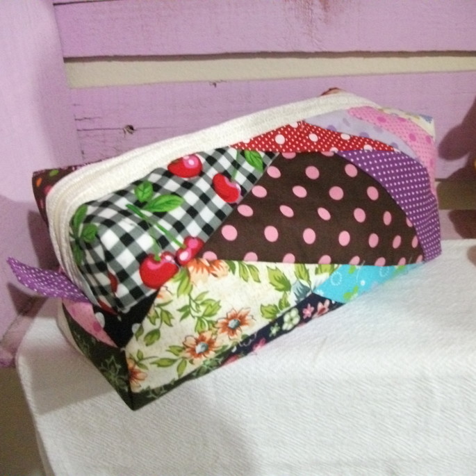 Imagem 2 - Estojo Crazy