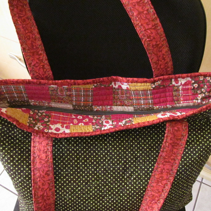 Imagem 3 - Bolsa em patchwork