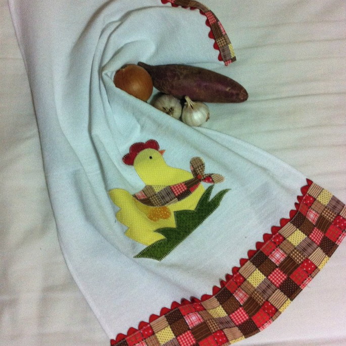 Imagem 3 - Pano de Prato em Patchwork - Galinhas