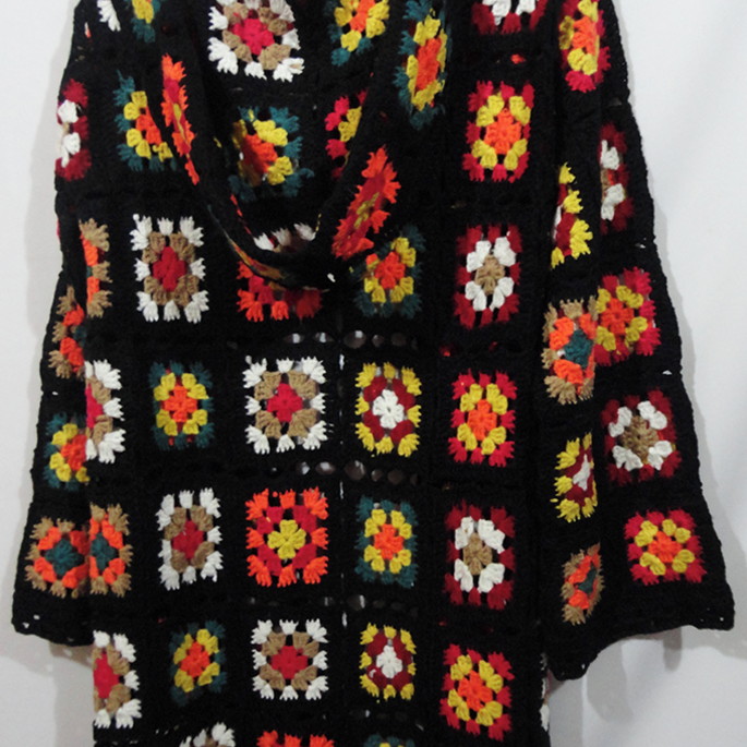 Imagem 3 - Sobretudo Patchwork Crochê com Capuz