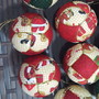 Imagem 1 - Bolinha de Natal de Patchwork presentes
