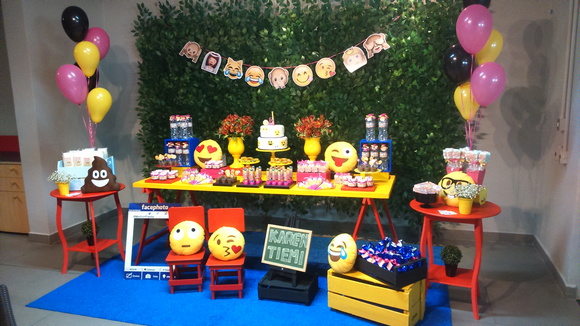Decoraç u00e3o Festa Emotions Emoji Engenheiras da Festa Elo7 -> Decoração De Festa Tema Emoji Decoraç u00e3o Festa Emotions Emoji Engenheiras da Festa Elo7 -> Decoração De Festa Tema Emoji