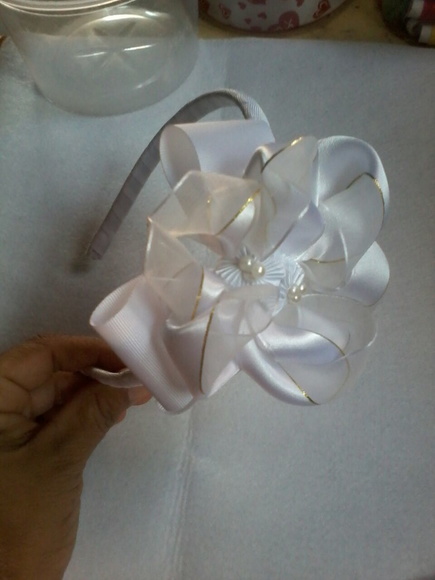 TIARA LUXO FLOR DE LIZ LA u00c7OS Enfeite De Tiara ~ TIARA LUXO FLOR DE LIZ LA u00c7OS