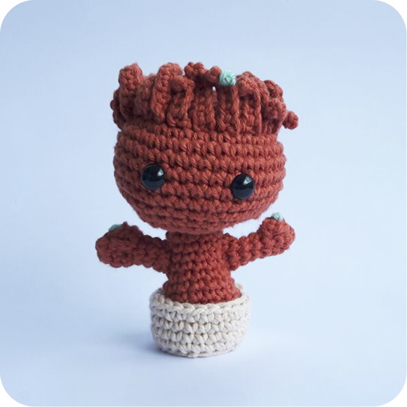 Baby Groot - amigurumi Loloca Elo7