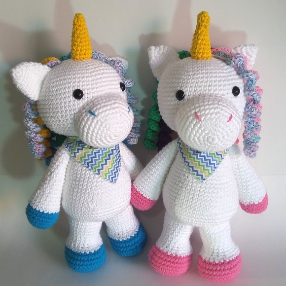 Unicórnios Amigurumi em Croch u00ea Ateli u00ea Croche Atípico Elo7 El Armario Que Plancha ~ Unicórnios Amigurumi em Croch u00ea Ateli u00ea Croche Atípico Elo7