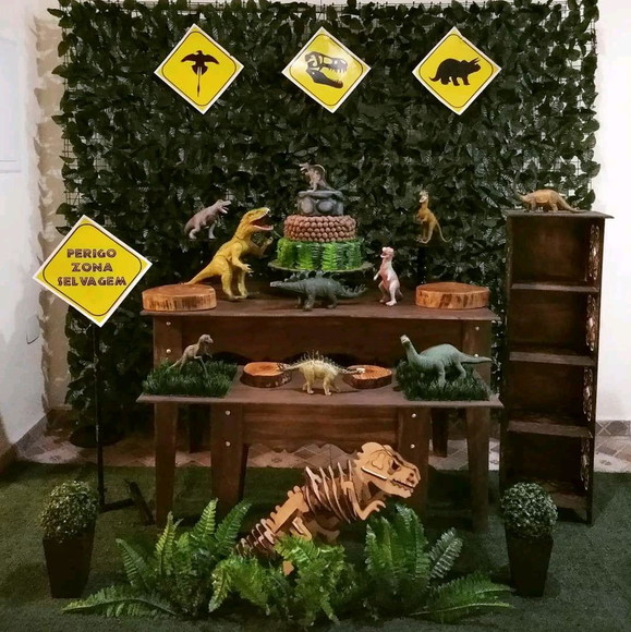 Kit Decoraç u00e3o Festa Dinossauros Locaç u00e3o no Elo7 Rede Festas Decorações (C1F999) -> Decoração De Mesa Festa Dinossauro Kit Decoraç u00e3o Festa Dinossauros Locaç u00e3o no Elo7 Rede Festas Decorações (C1F999) -> Decoração De Mesa Festa Dinossauro