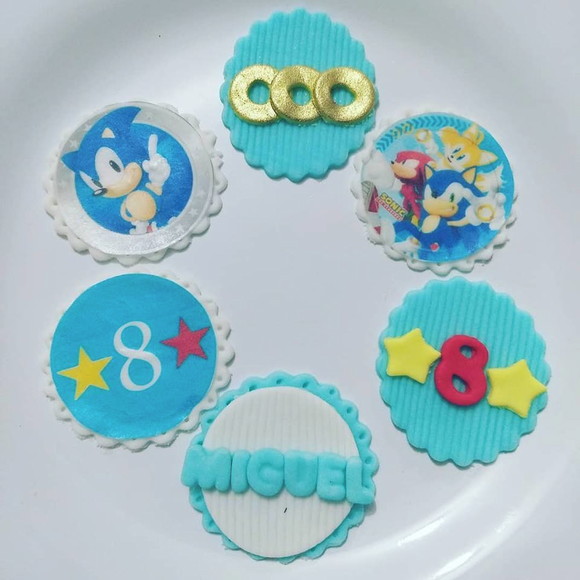 Aplique em pasta americana sonic no Elo7 Doces Márcia Nascimento (CD416A)