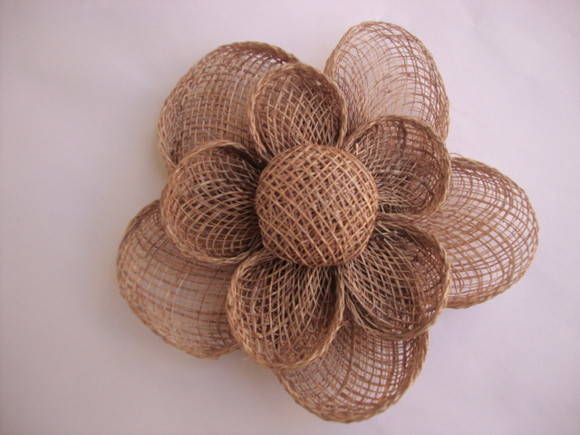 BROCHE JUTA FUXICOS& FLORES Elo7 Adesivo De Reposição Hormonal ~ BROCHE JUTA FUXICOS& FLORES Elo7