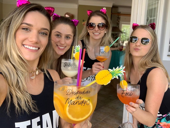 Download Taça de Gin Personalizada para Despedida de Solteira Chá ...