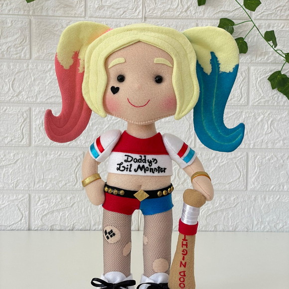 Boneca arlequina biscuit  Compre Produtos Personalizados no Elo7