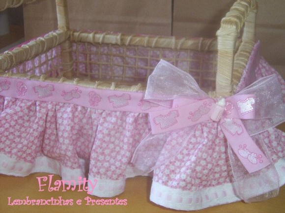 Cesta Decorada Média Flamity Lembrancinhas e Presentes Elo7 Cesta Decorada Média Flamity Lembrancinhas e Presentes Elo7
