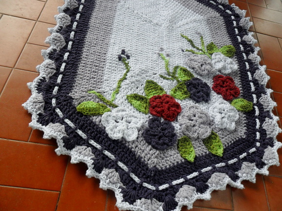 Tapete com arranjo aplicado Thamy Artesanato em Barbante Aparador De Grama Tramontina Parou De Funcionar ~ Tapete com arranjo aplicado Thamy Artesanato em Barbante