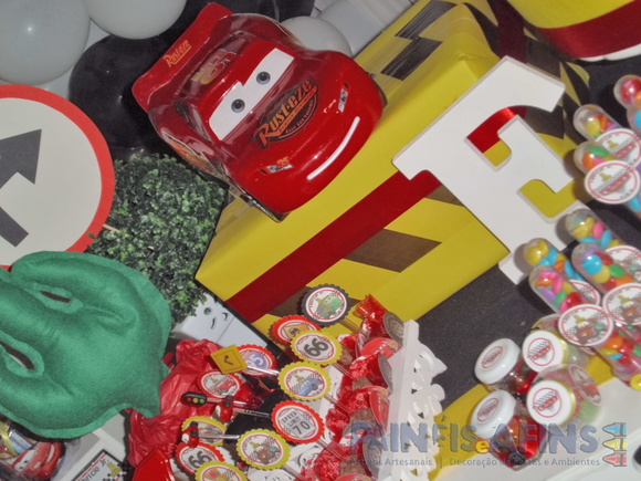 Artigos para festa infantil carros