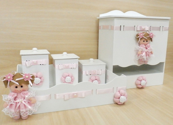 Kit Higiene Decoraç u00e3o Quarto Beb u00ea CX002 Imagine Art Presentes Elo7 Aparador Antigo Laqueado ~ Kit Higiene Decoraç u00e3o Quarto Beb u00ea CX002 Imagine Art Presentes Elo7