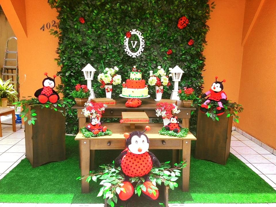 Decoraç u00e3o Joaninha Arte em Família Decorações Elo7 Adesivo De Parede Wonder Woman ~ Decoraç u00e3o Joaninha Arte em Família Decorações Elo7