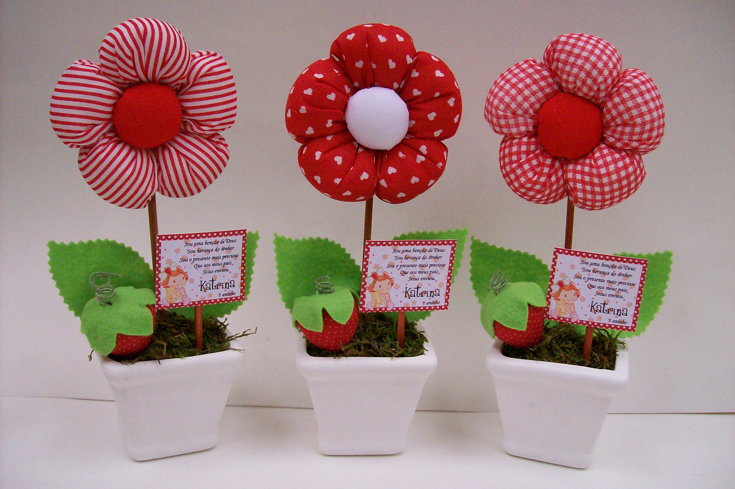 Centro De Mesa Moranguinho Flor Redonda Caramella Fiori Elo7 -> Decoração De Flores Para Mesa De Aniversario Centro De Mesa Moranguinho Flor Redonda Caramella Fiori Elo7 -> Decoração De Flores Para Mesa De Aniversario