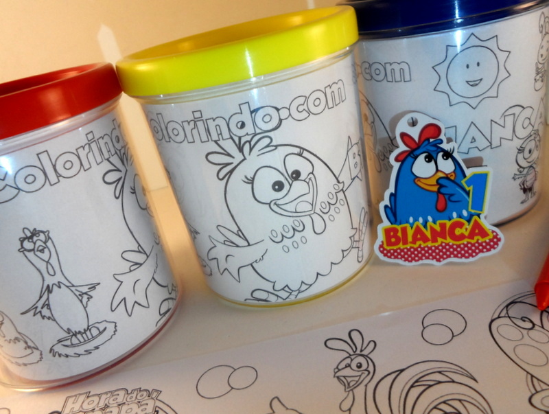 Kit Caneca Vamos Colorir Galinha Pintadinha + Jogo de Canetinhas em  Promoção na Americanas