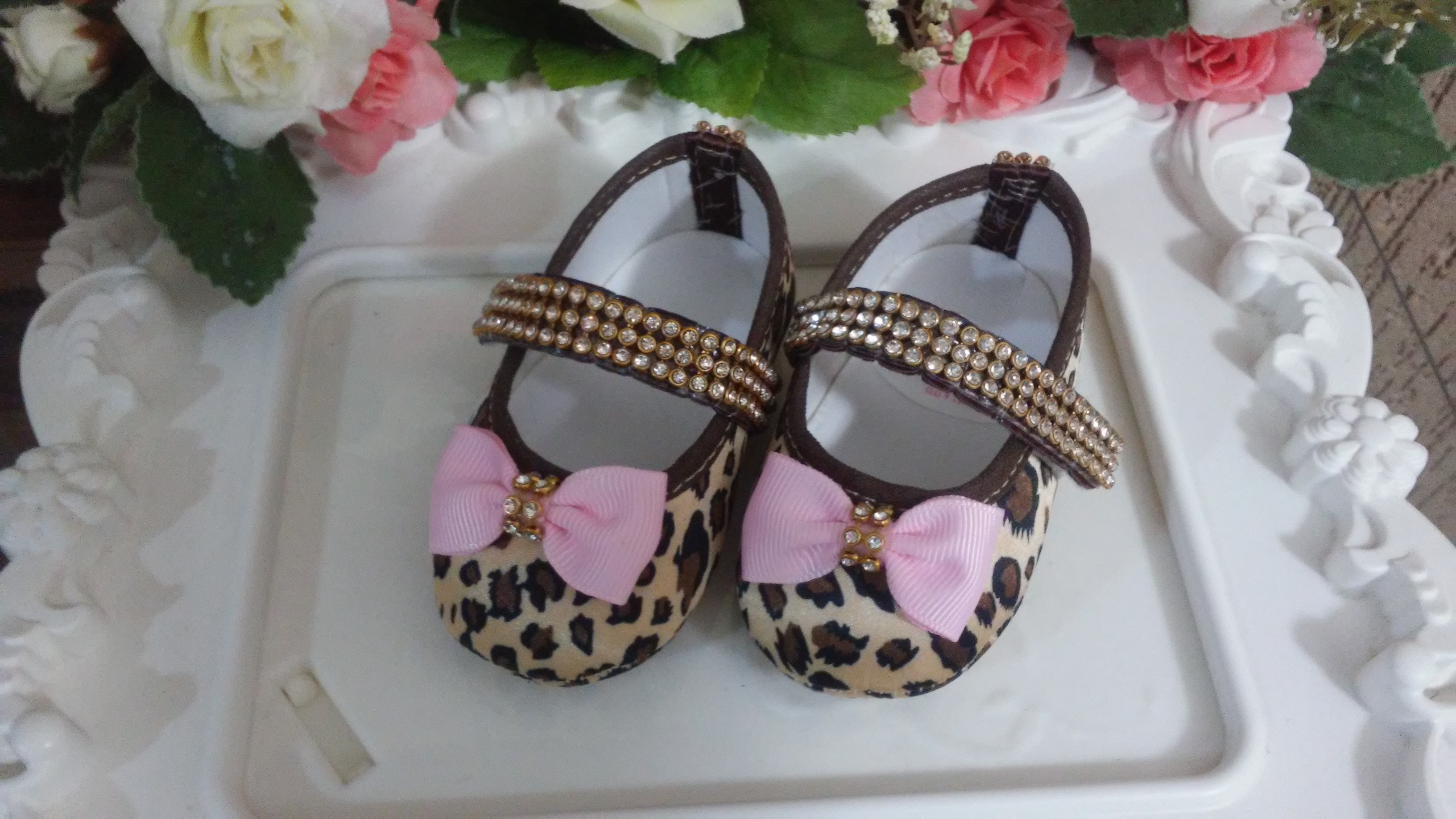 sapatinho de oncinha para bebe