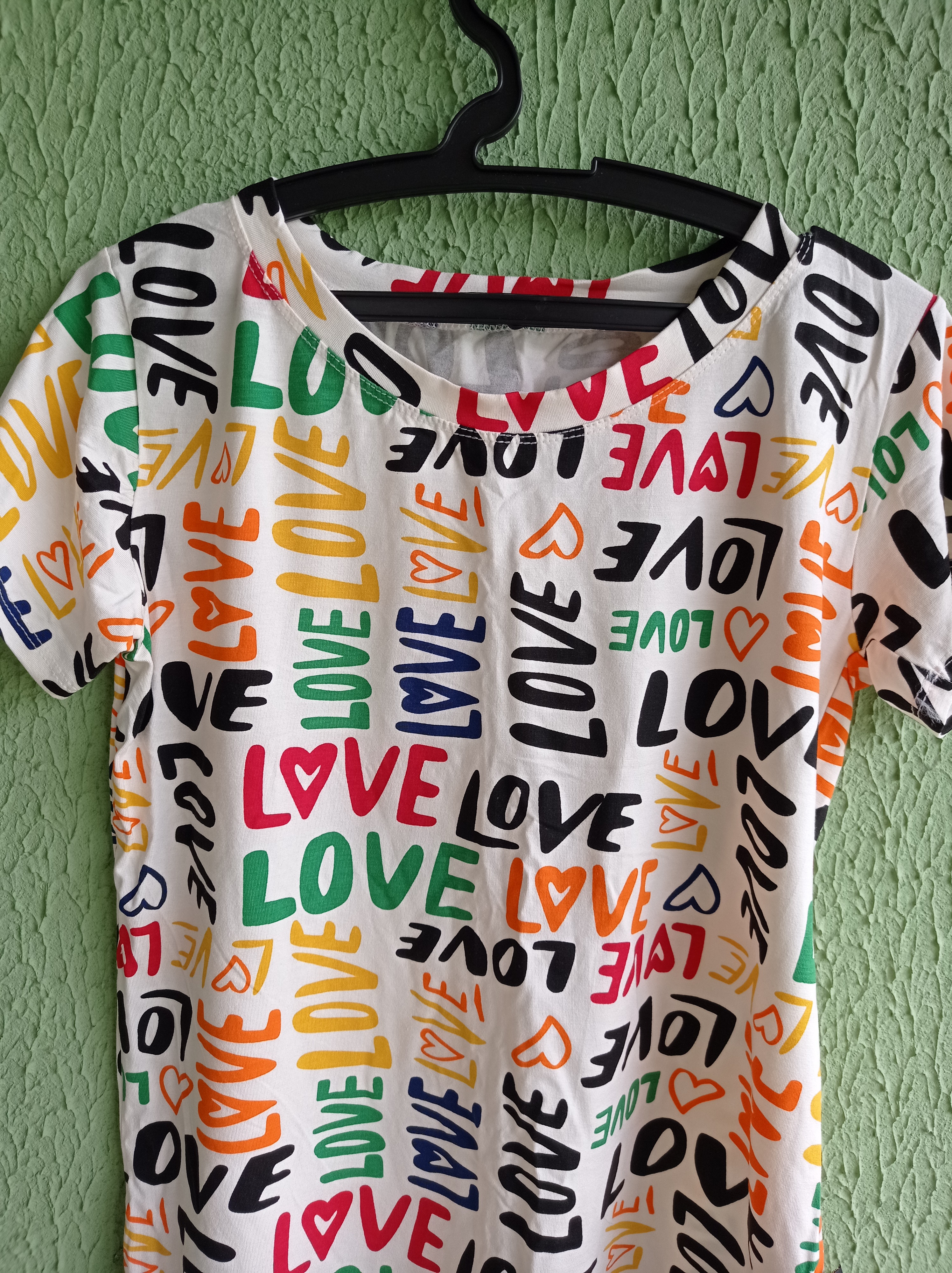 BLUSA LOVE ESTAMPADA BLUSA LOVE ESTAMPADA